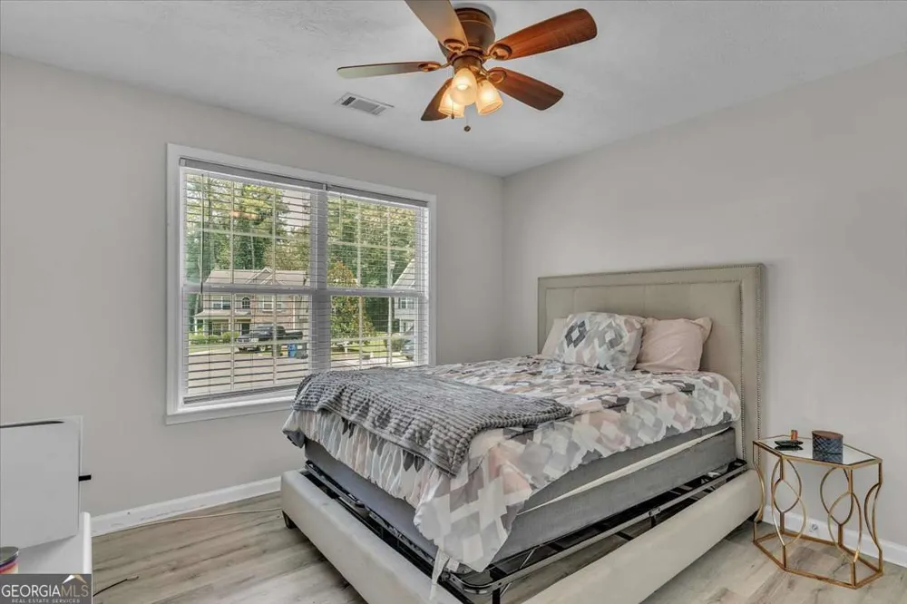 4439 Flat Stone DR Snellville, GA 30039
