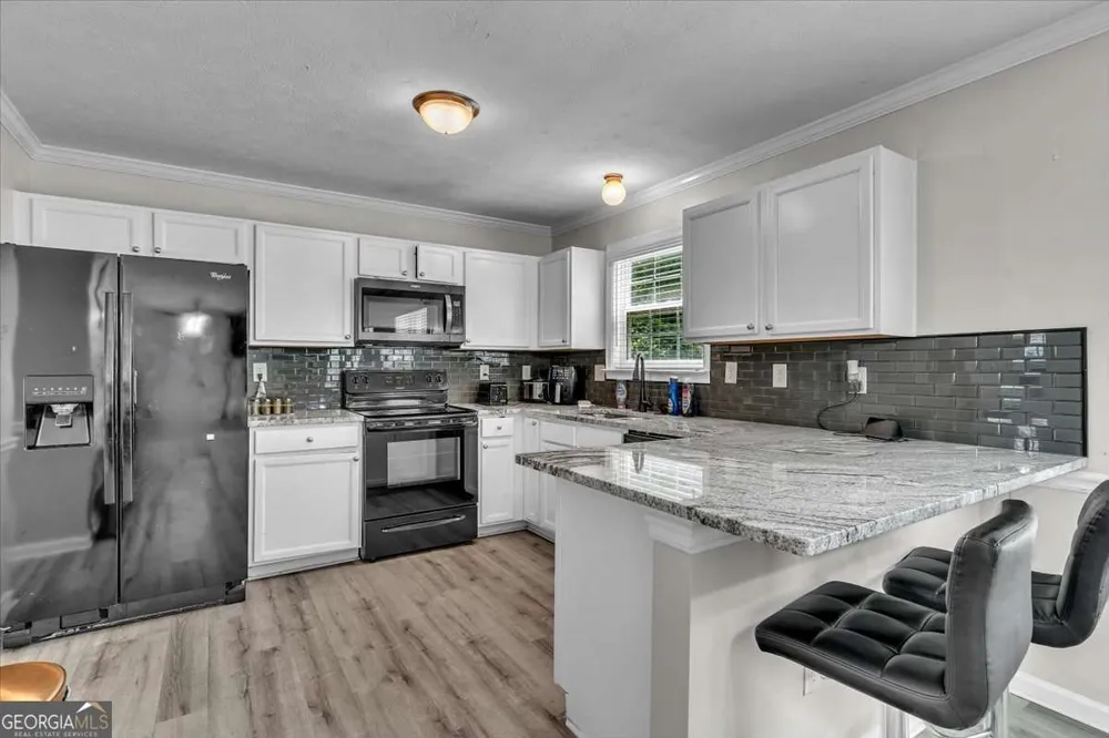 4439 Flat Stone DR Snellville, GA 30039