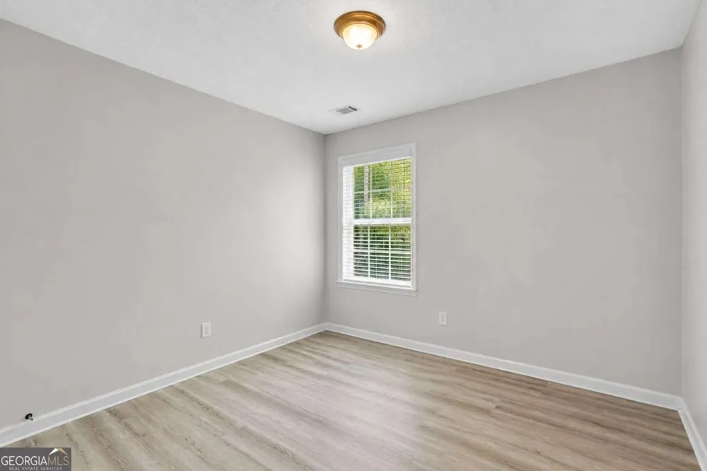 4439 Flat Stone DR Snellville, GA 30039