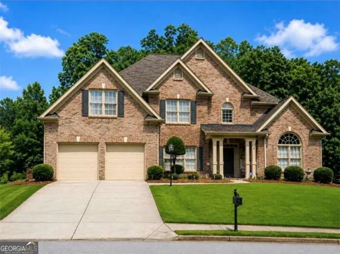 425 River Valley DR