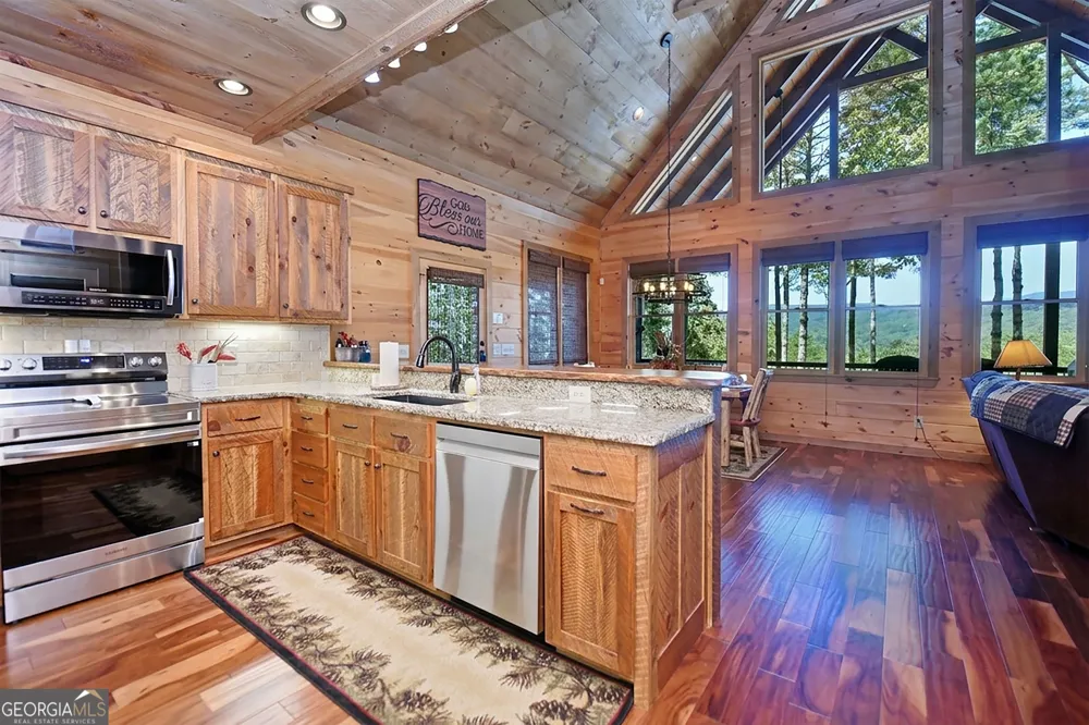 121 Noontootla TRL Blue Ridge, GA 30513