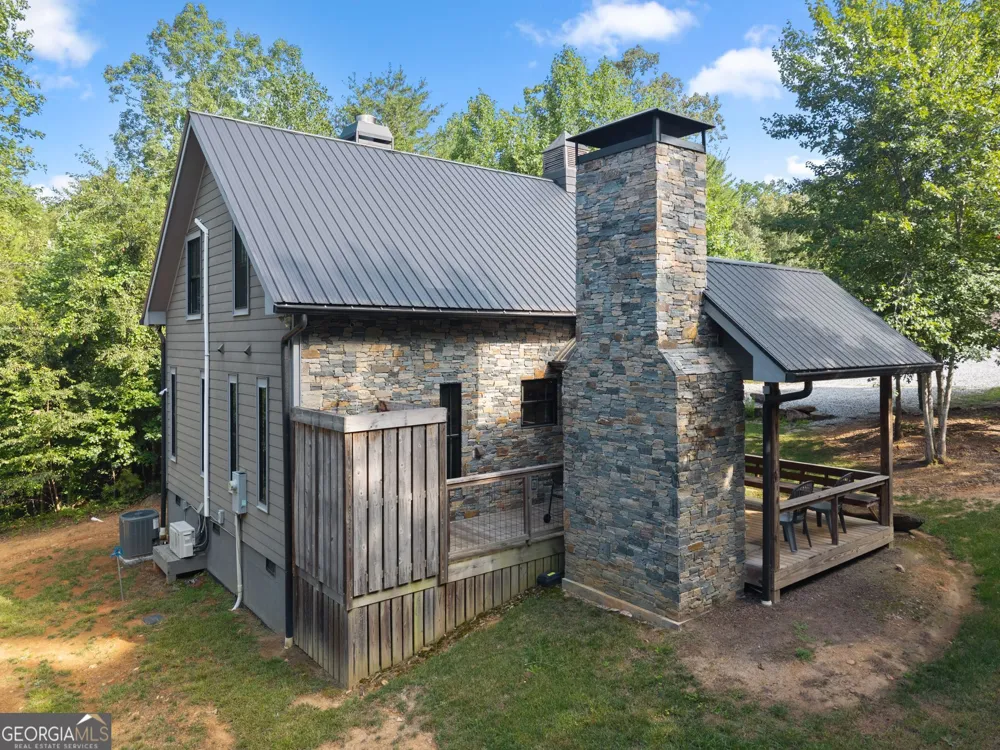 4061,4063,4065,4067 Historic Old Highway 441 Clarkesville, GA 30523