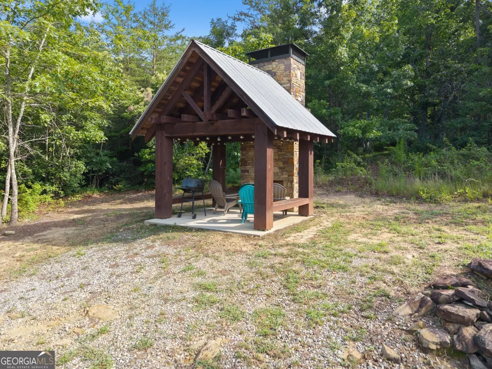 4061,4063,4065,4067 Historic Old Highway 441 Clarkesville, GA 30523