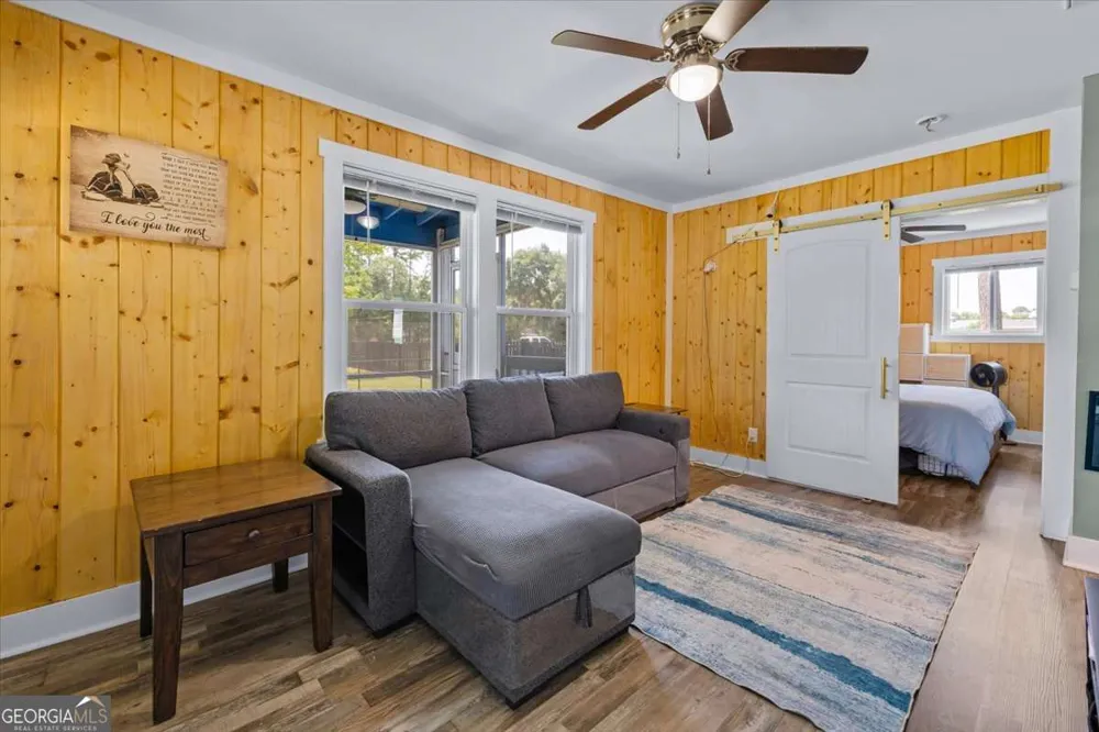 204 N Ash ST Springfield, GA 31329