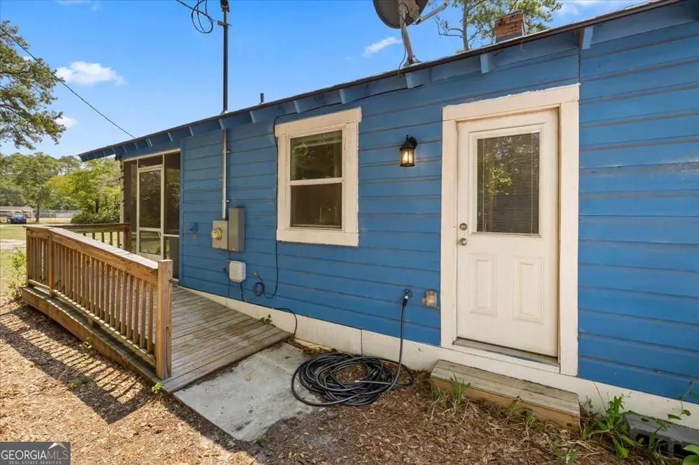 204 N Ash ST Springfield, GA 31329