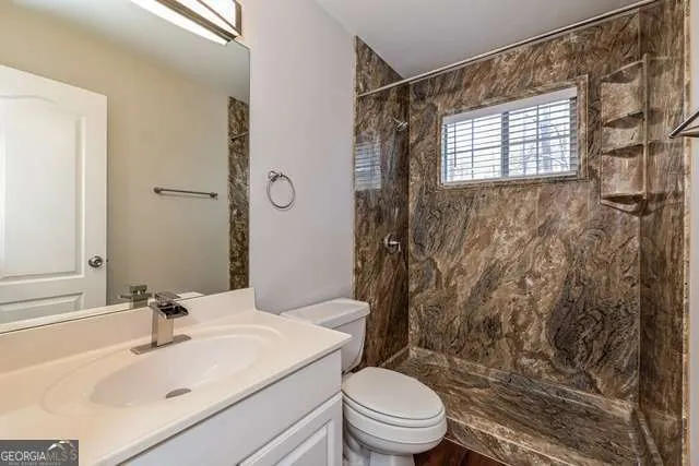 106 Emerald LN Hampton, GA 30228