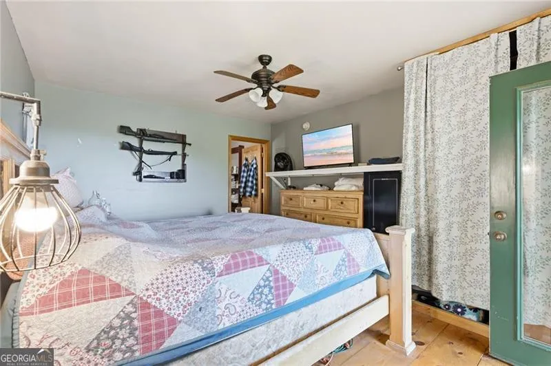 539 Dowel CIR Ellijay, GA 30540
