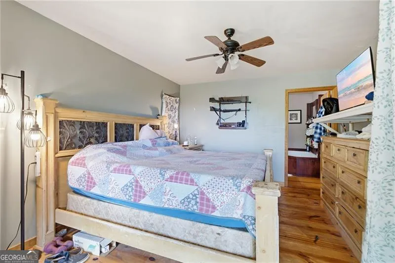 539 Dowel CIR Ellijay, GA 30540