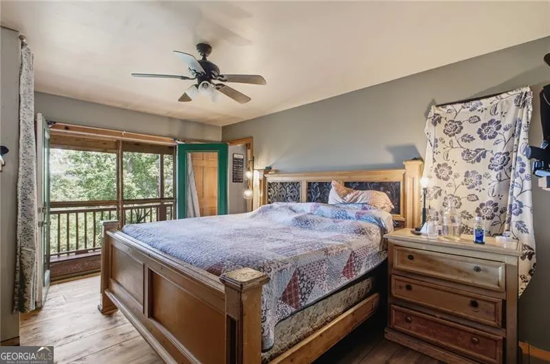 539 Dowel CIR Ellijay, GA 30540
