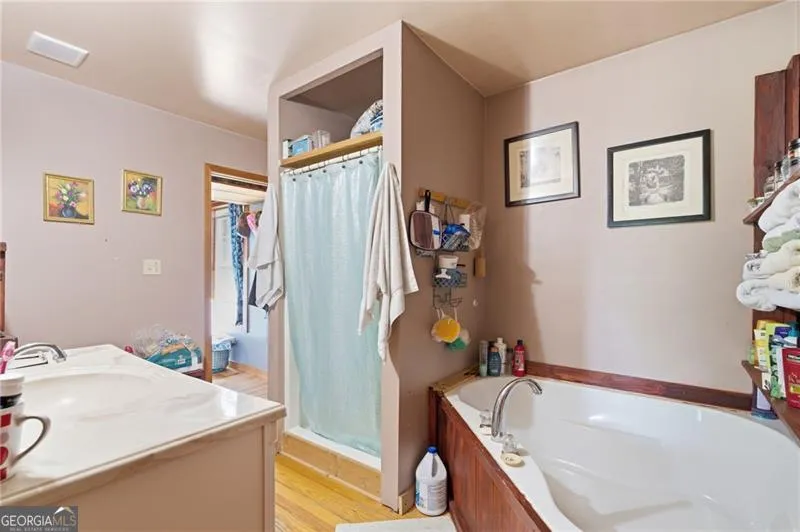 539 Dowel CIR Ellijay, GA 30540
