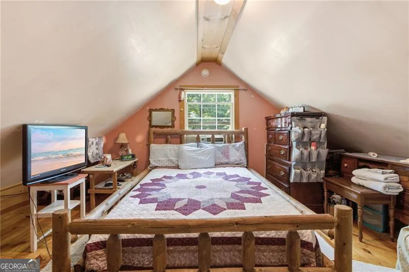 539 Dowel CIR Ellijay, GA 30540