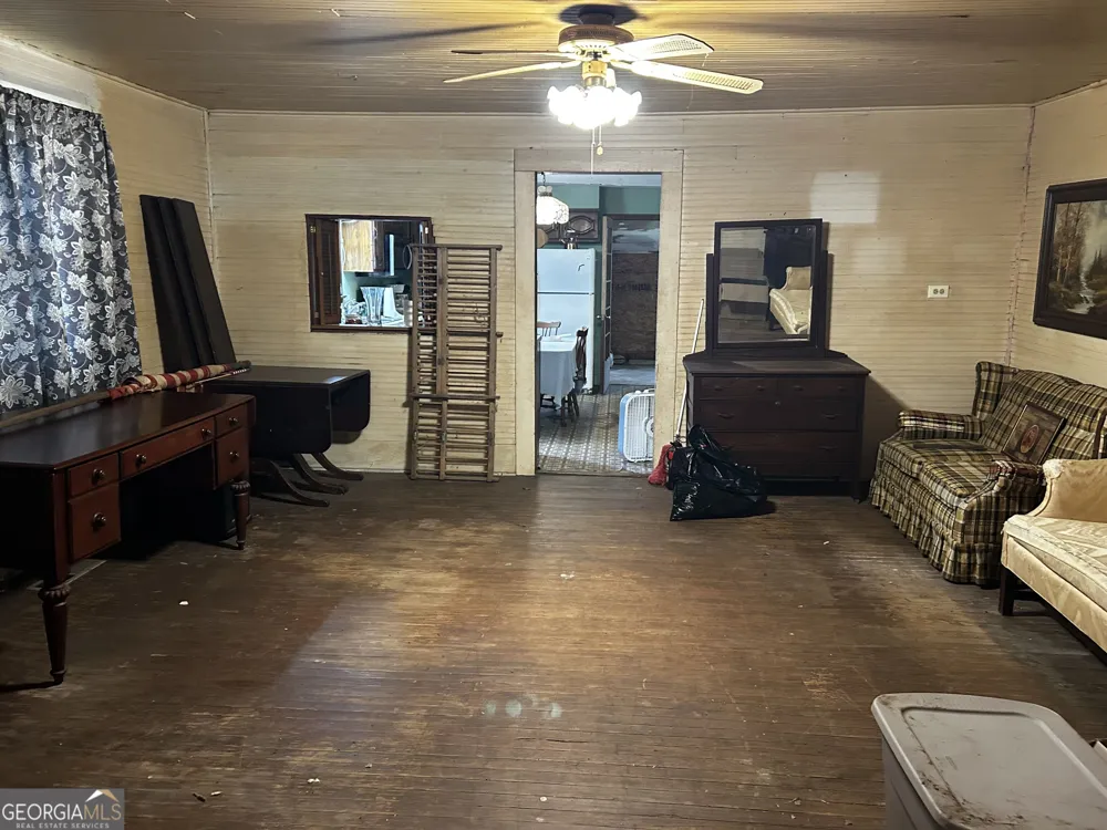 211 Toney RD Commerce, GA 30529