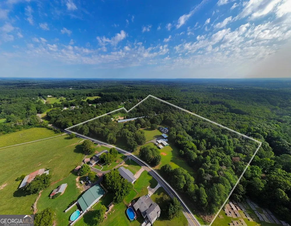 228 Pleasant Hill Church RD SE Winder, GA 30680