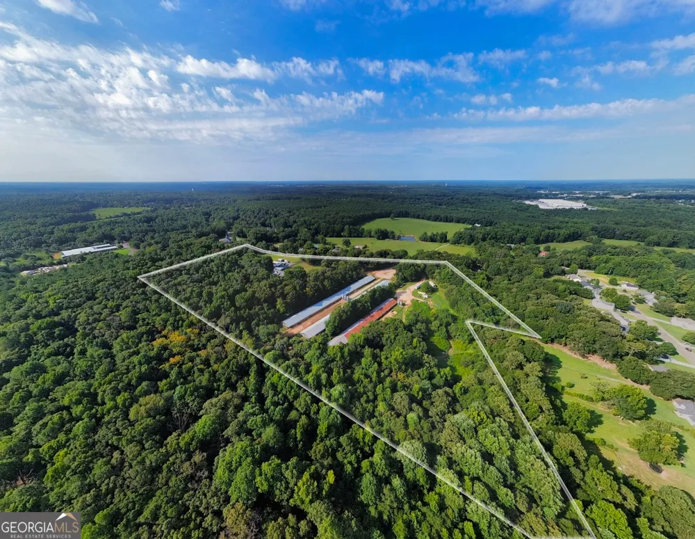 228 Pleasant Hill Church RD SE Winder, GA 30680