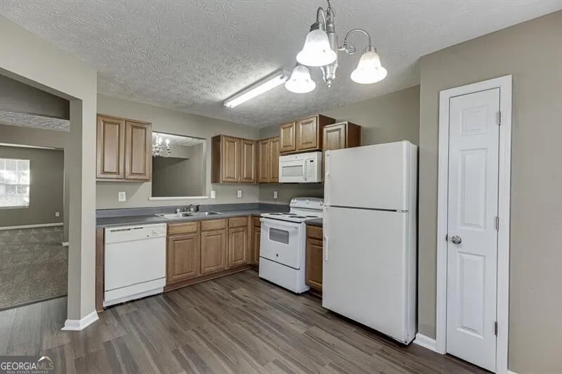 2883 Creek Bottom CT Gainesville, GA 30504