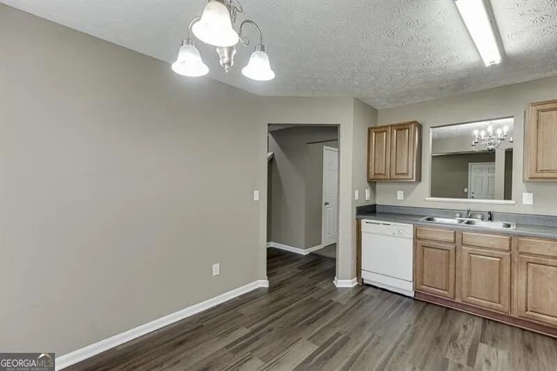 2883 Creek Bottom CT Gainesville, GA 30504