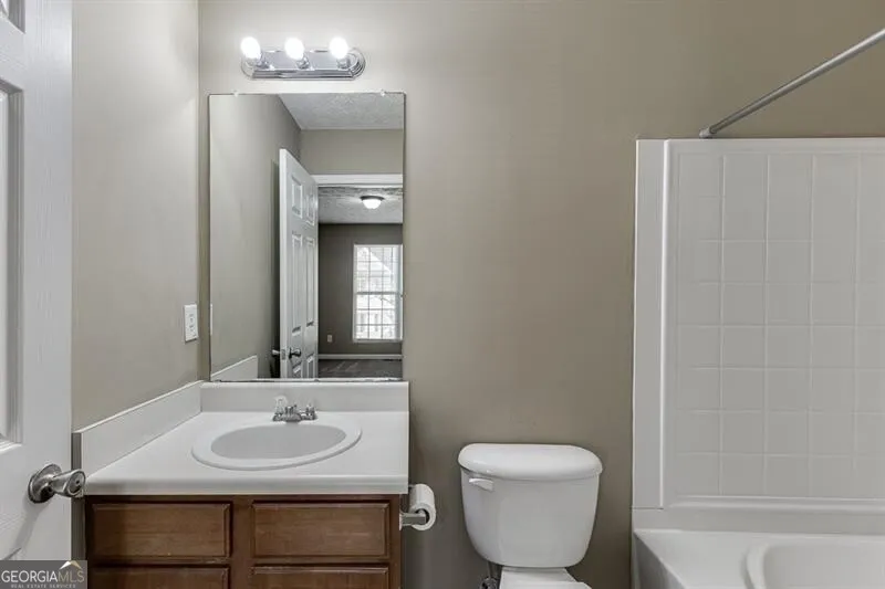 2883 Creek Bottom CT Gainesville, GA 30504