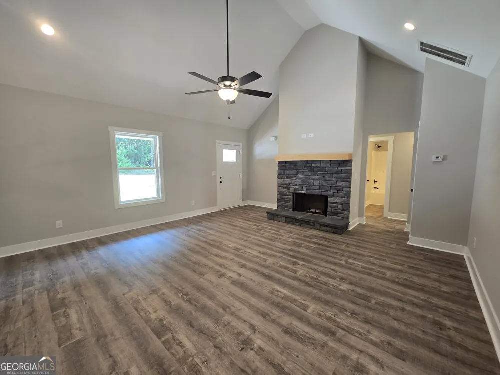 656 Highland AVE Hartwell, GA 30643