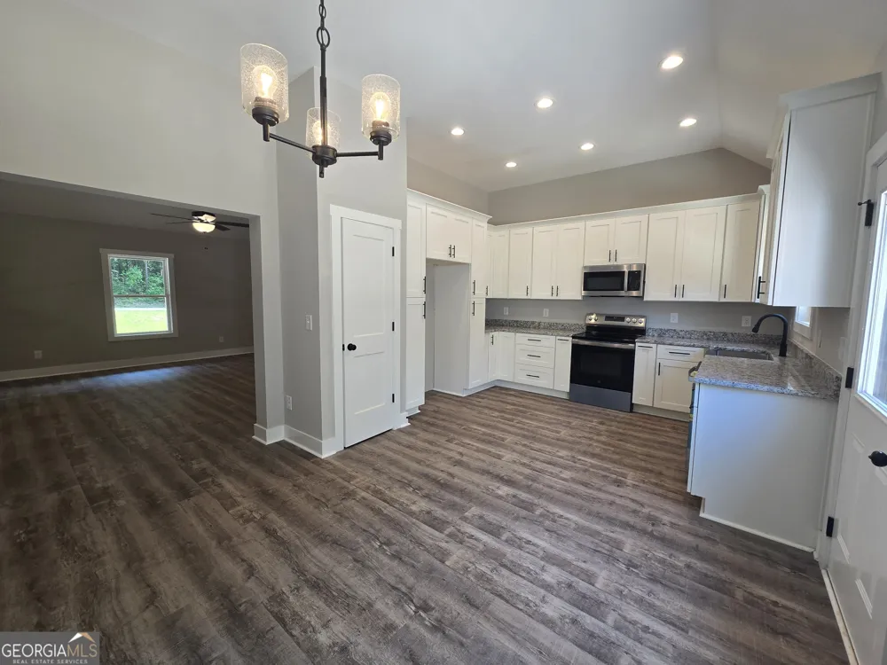 656 Highland AVE Hartwell, GA 30643