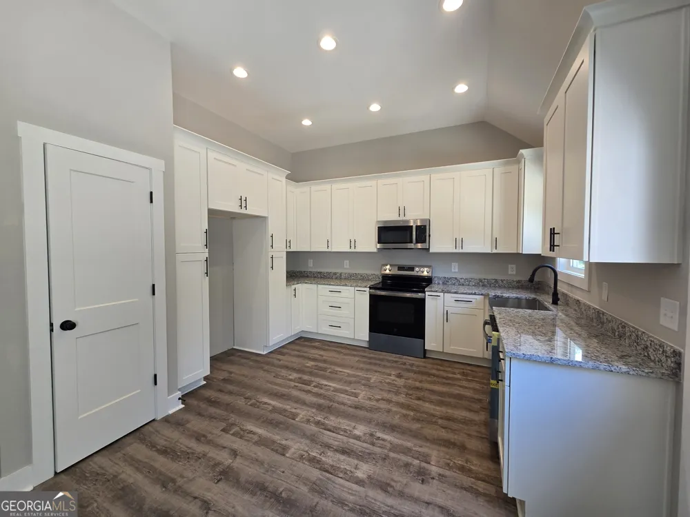 656 Highland AVE Hartwell, GA 30643