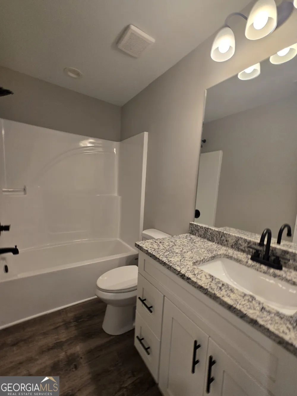 656 Highland AVE Hartwell, GA 30643