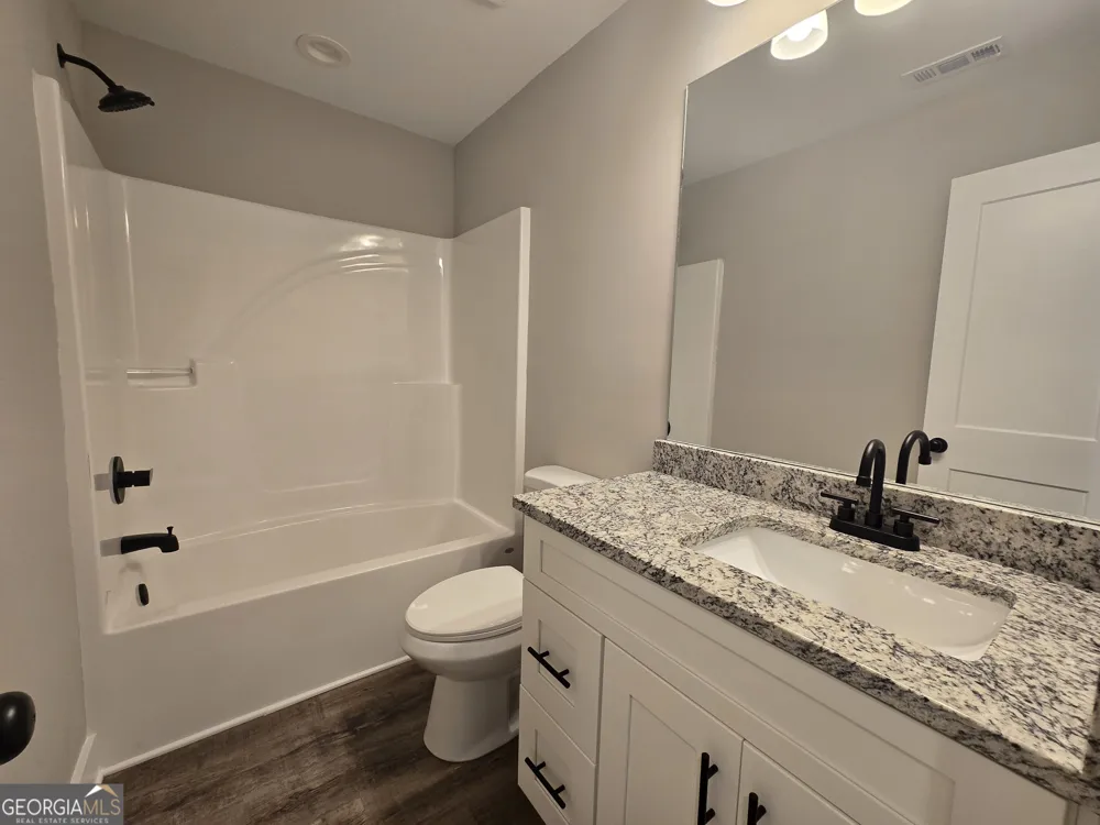 656 Highland AVE Hartwell, GA 30643