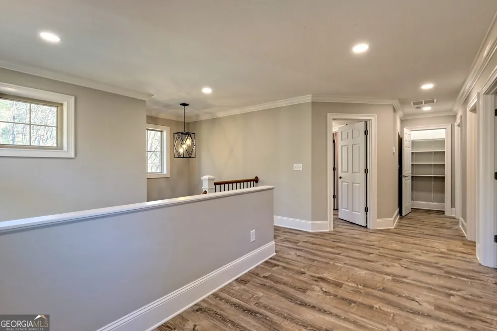 76 Hatch DR Clayton, GA 30525