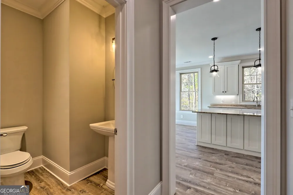 76 Hatch DR Clayton, GA 30525