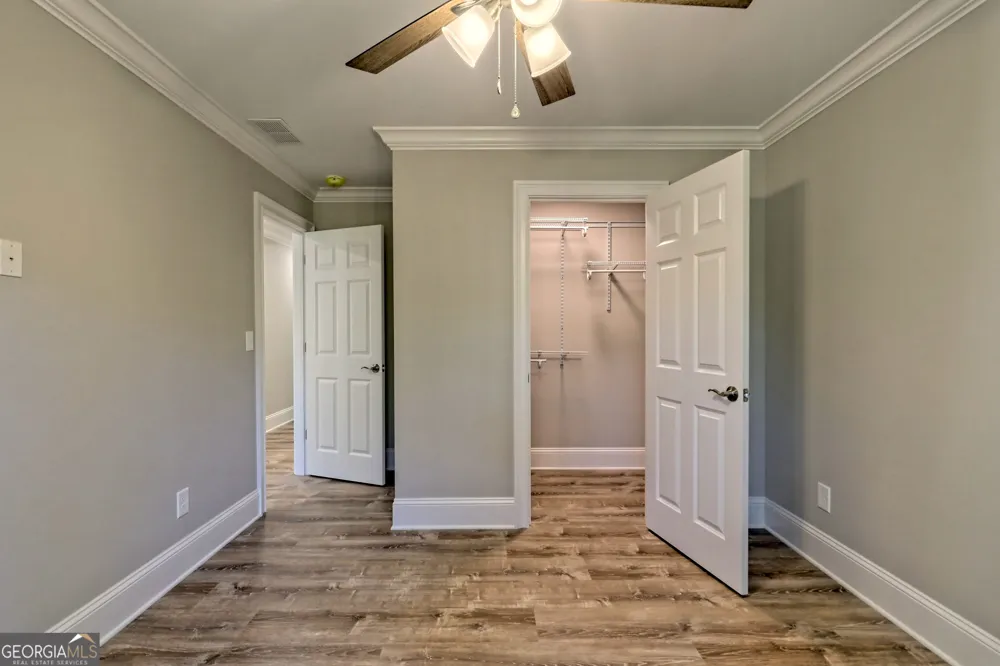 76 Hatch DR Clayton, GA 30525