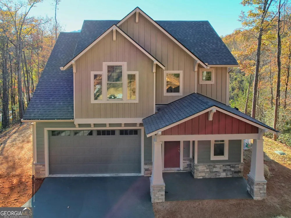 76 Hatch DR Clayton, GA 30525