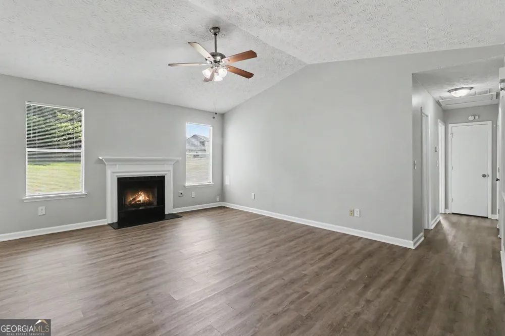 9587 Thomas Downs LN Jonesboro, GA 30238