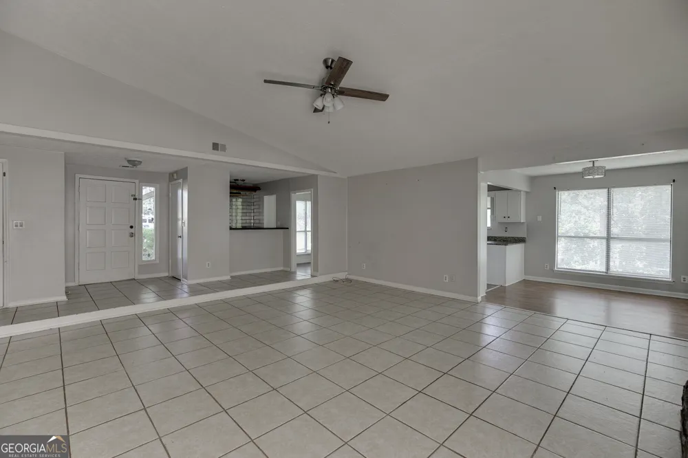 900 Pawnee PL Lilburn, GA 30047