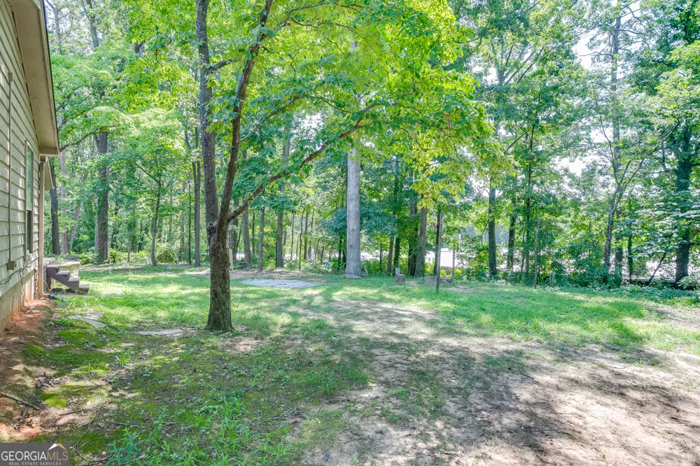 900 Pawnee PL Lilburn, GA 30047
