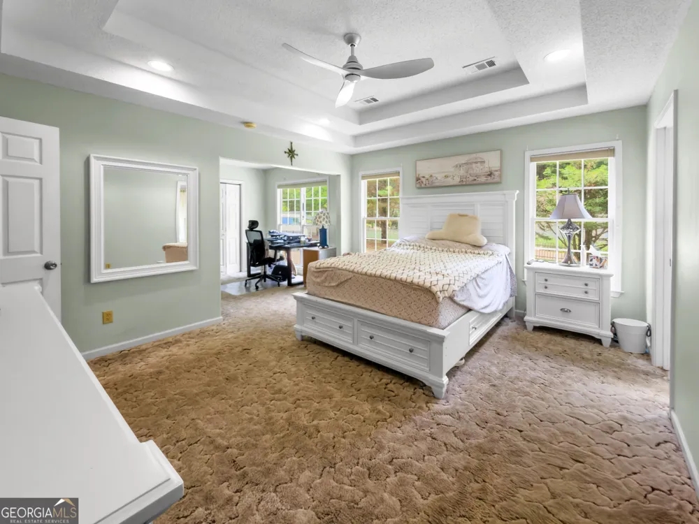 124 Foxdale DR LaGrange, GA 30240