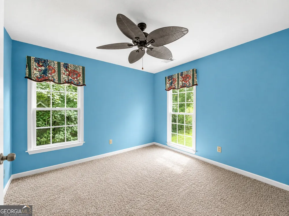124 Foxdale DR LaGrange, GA 30240