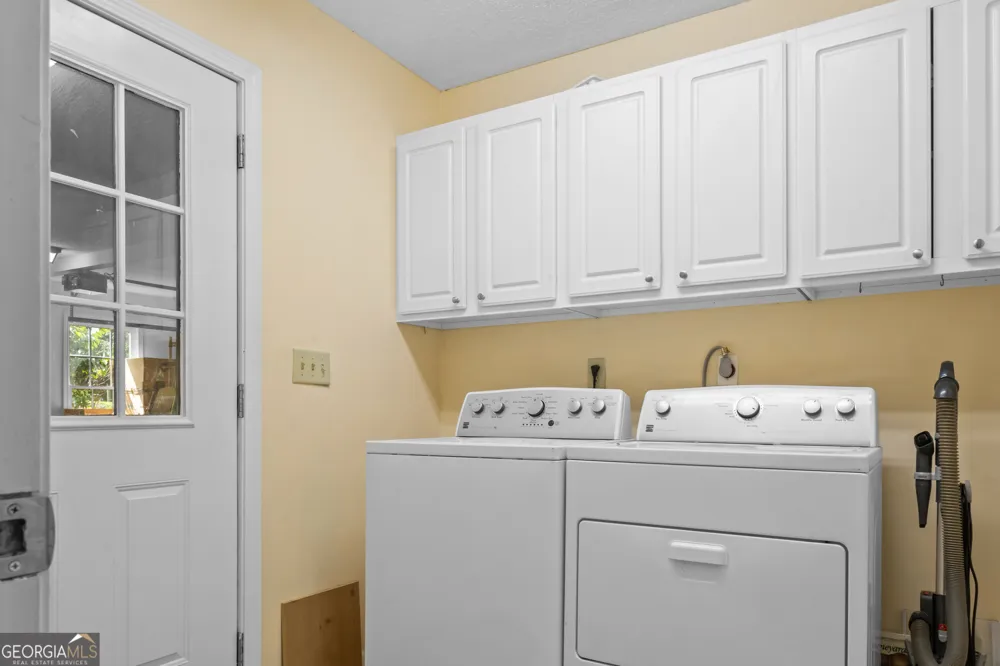 124 Foxdale DR LaGrange, GA 30240