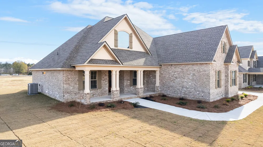 136 Pridgen PASS Perry, GA 31069