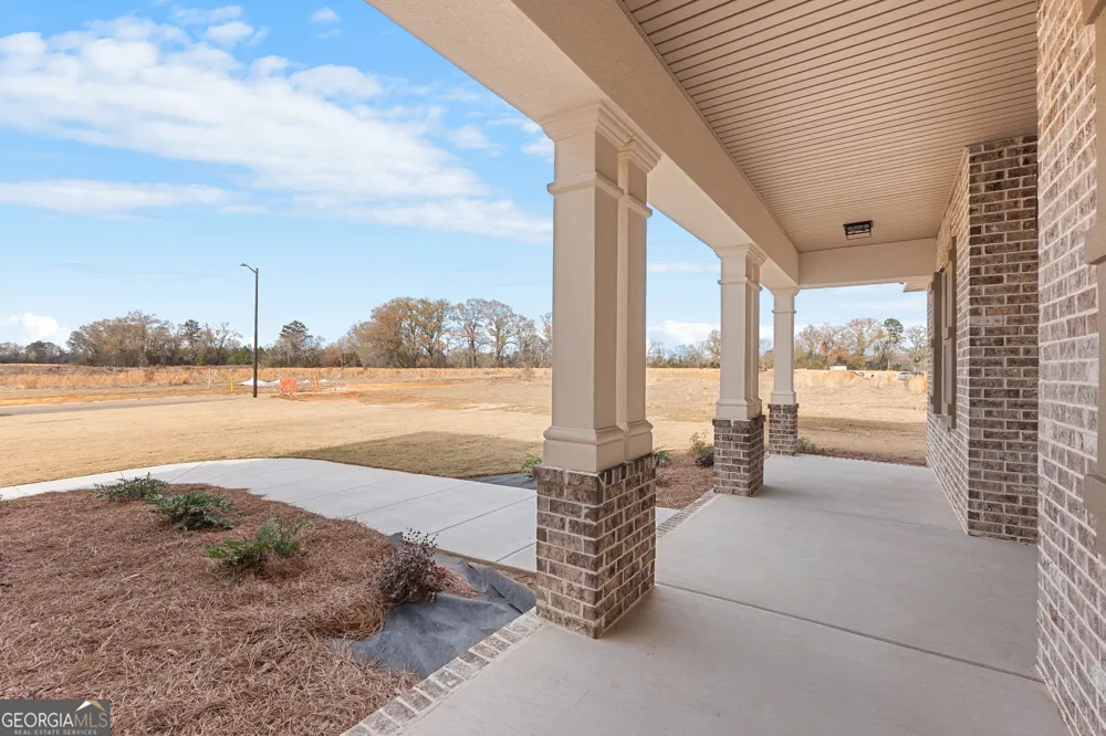 136 Pridgen PASS Perry, GA 31069