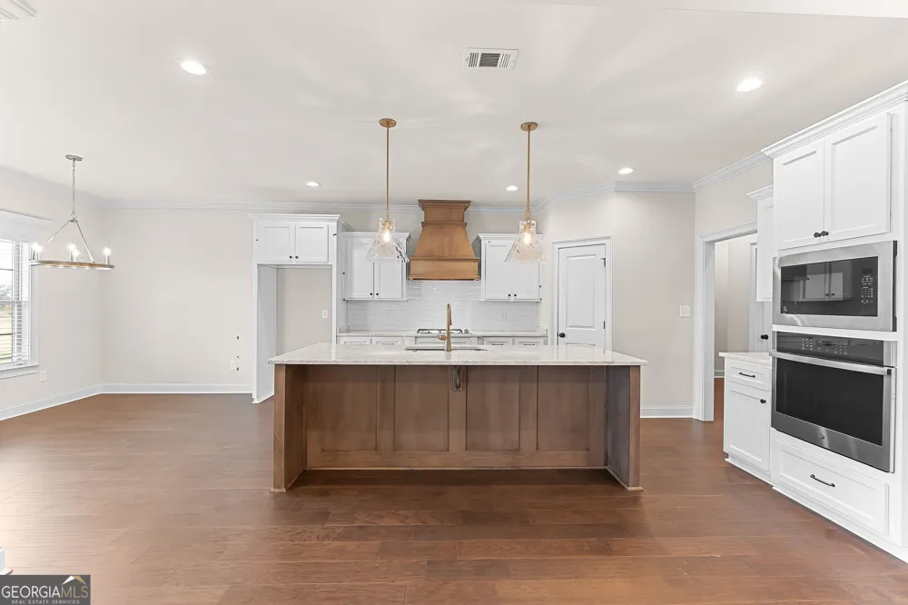136 Pridgen PASS Perry, GA 31069