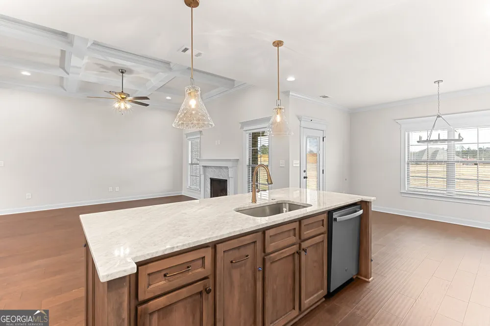 136 Pridgen PASS Perry, GA 31069