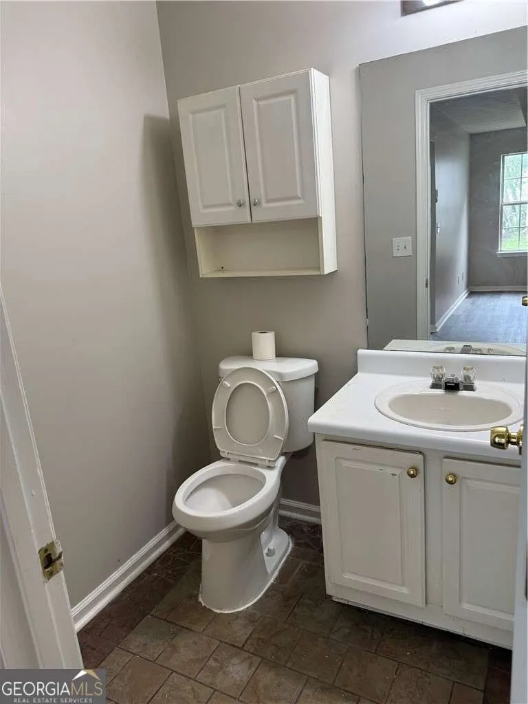 1023 Quail Hunt DR Riverdale, GA 30296