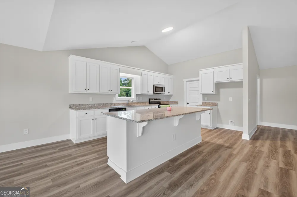 1825 Bennett RD Homer, GA 30547