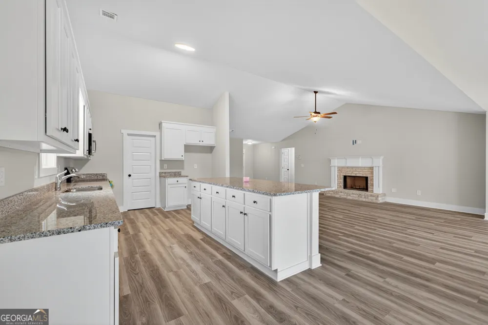 1825 Bennett RD Homer, GA 30547
