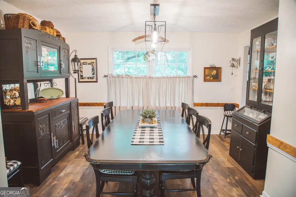 921 Crystal DR Thomaston, GA 30286