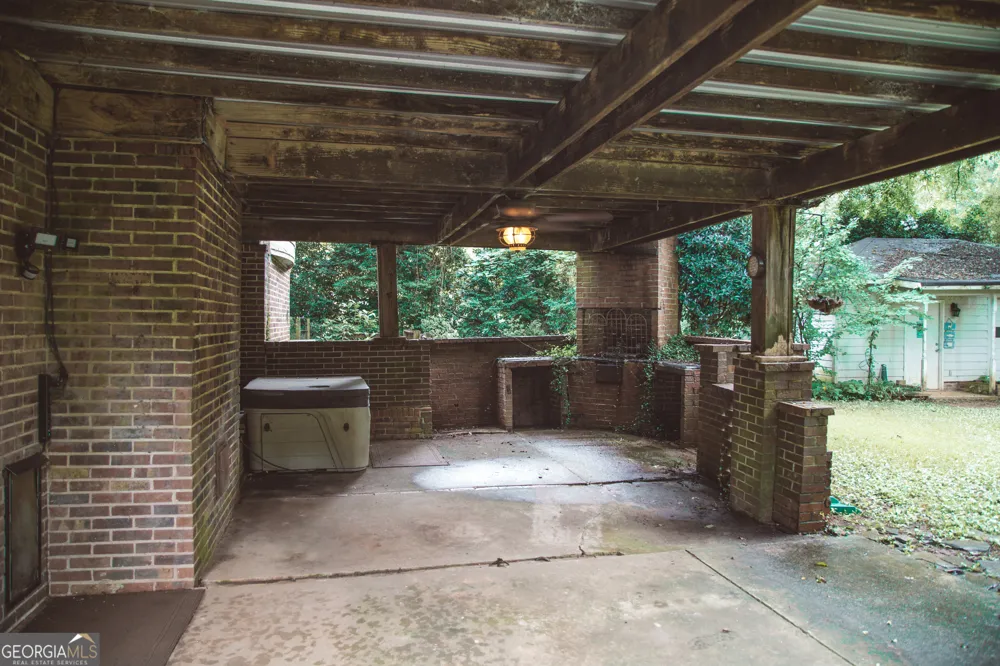 921 Crystal DR Thomaston, GA 30286