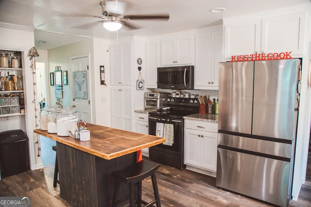 921 Crystal DR Thomaston, GA 30286