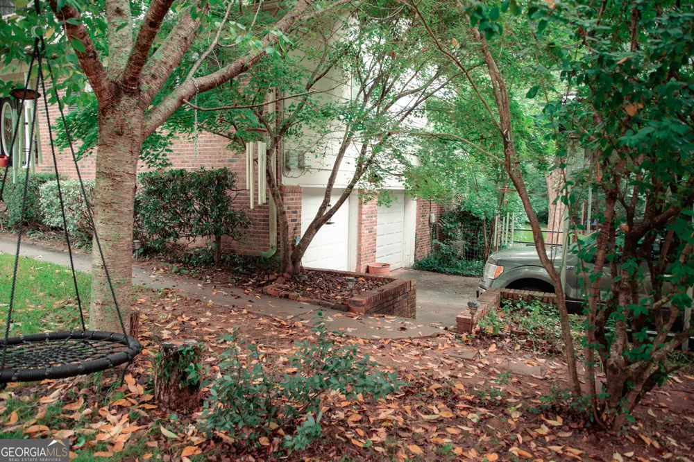 921 Crystal DR Thomaston, GA 30286