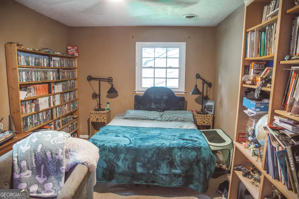 921 Crystal DR Thomaston, GA 30286