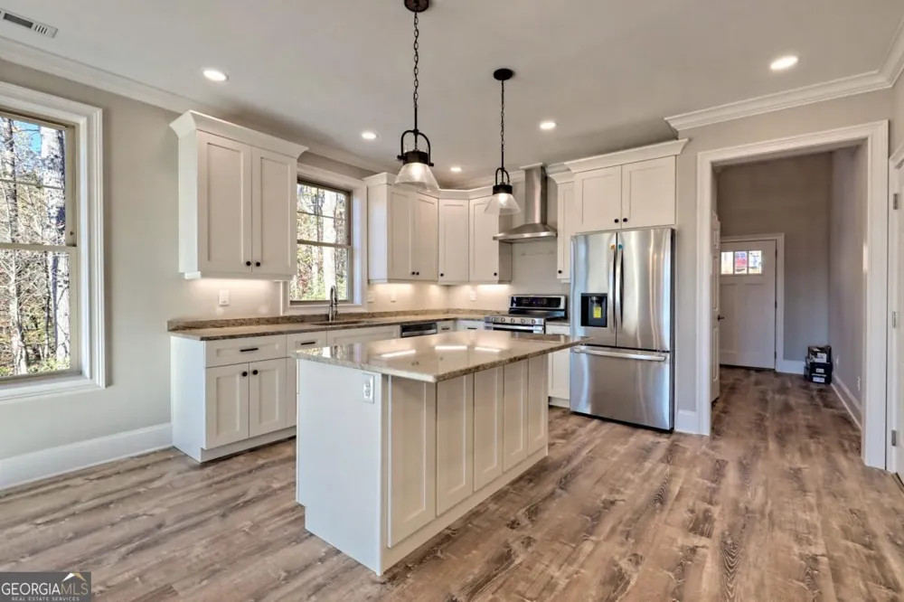 76 Hatch DR Clayton, GA 30525
