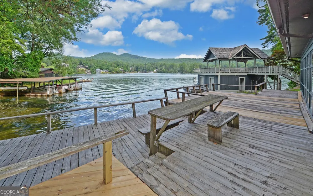 2632 Shady LN Lakemont, GA 30552